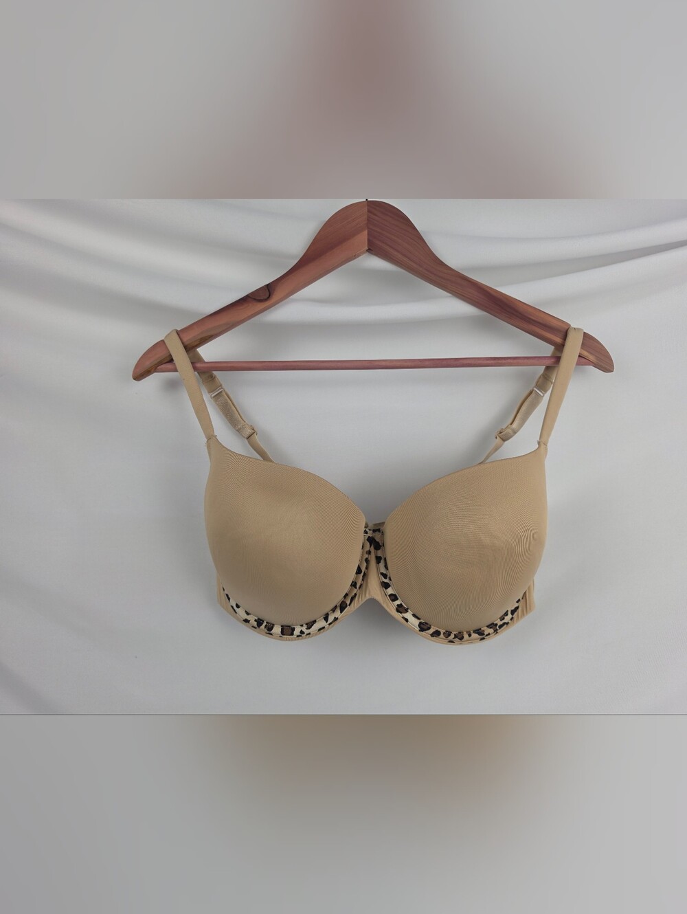 Cacique Boost Plunge Bra Nude Beige Leopard Trim Underwire Padded Bra